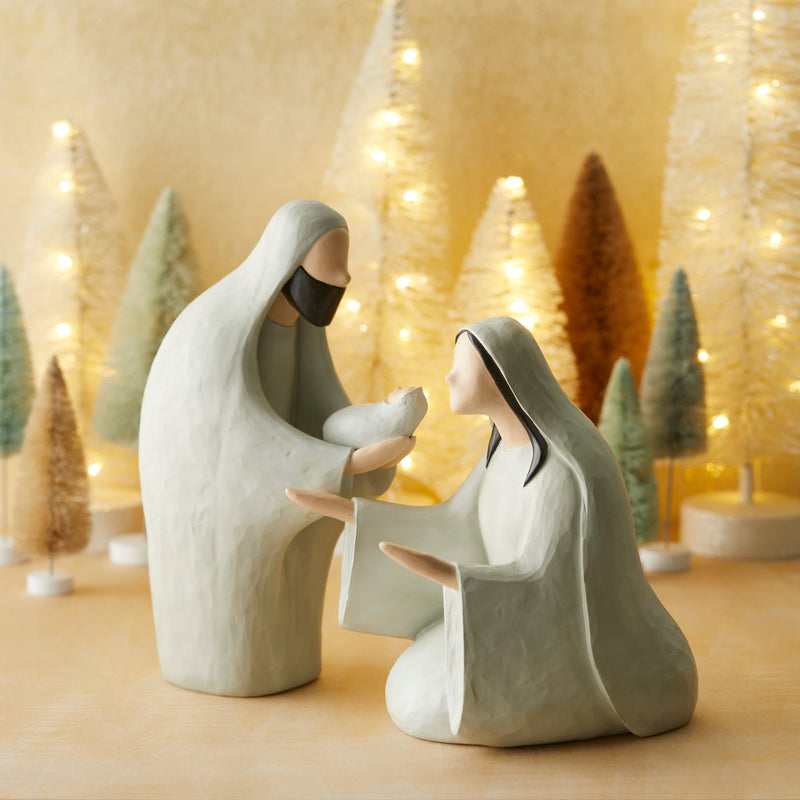 Love's Pure Light Kate Lee Holy Family Resin Nativity